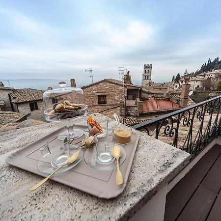 Bed and Breakfast Domus Fonte Dei Leoni Asís Exterior foto